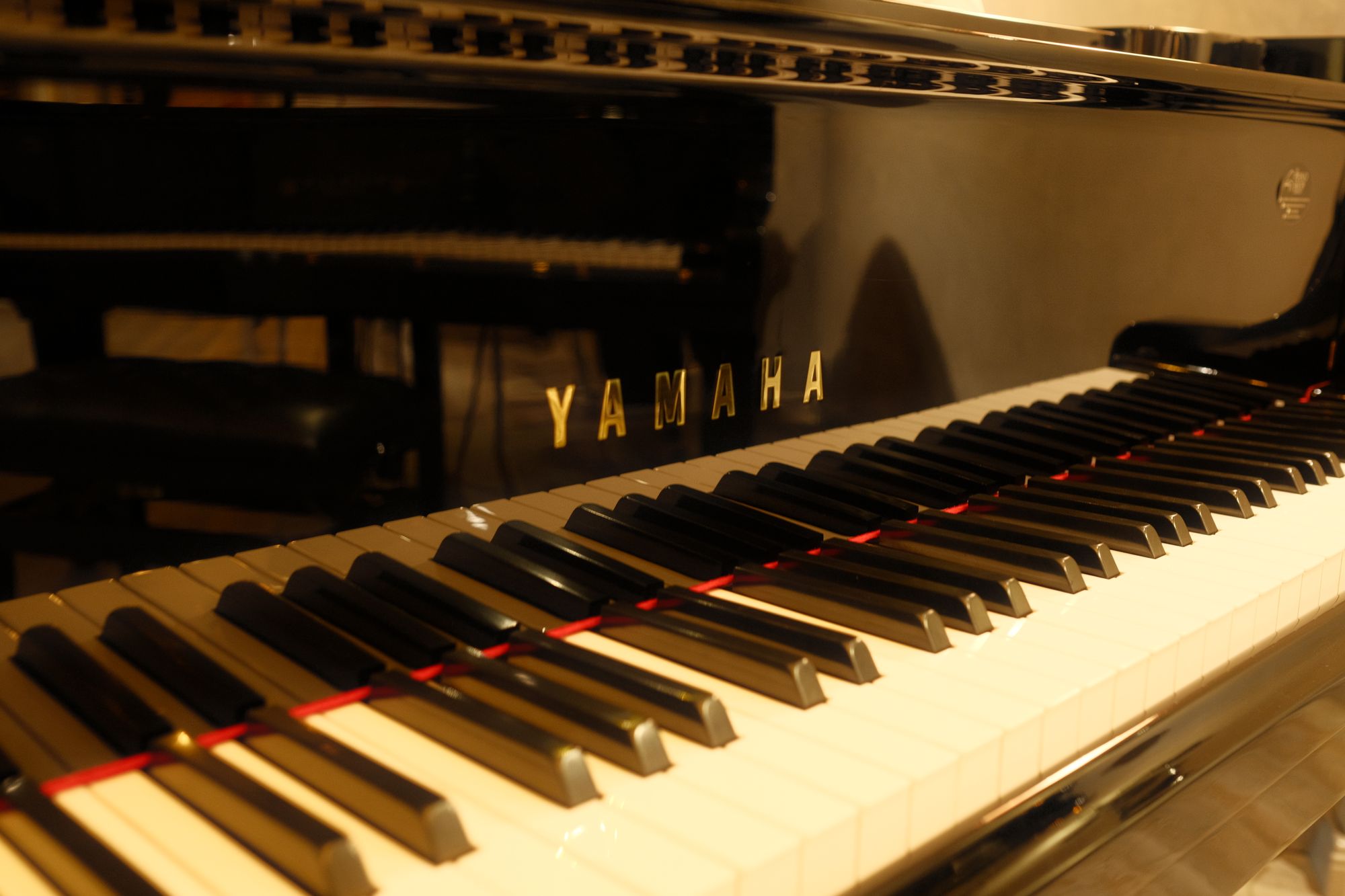 Yamaha C3 Grand Piano: Uniting Craftsmanship and Performance