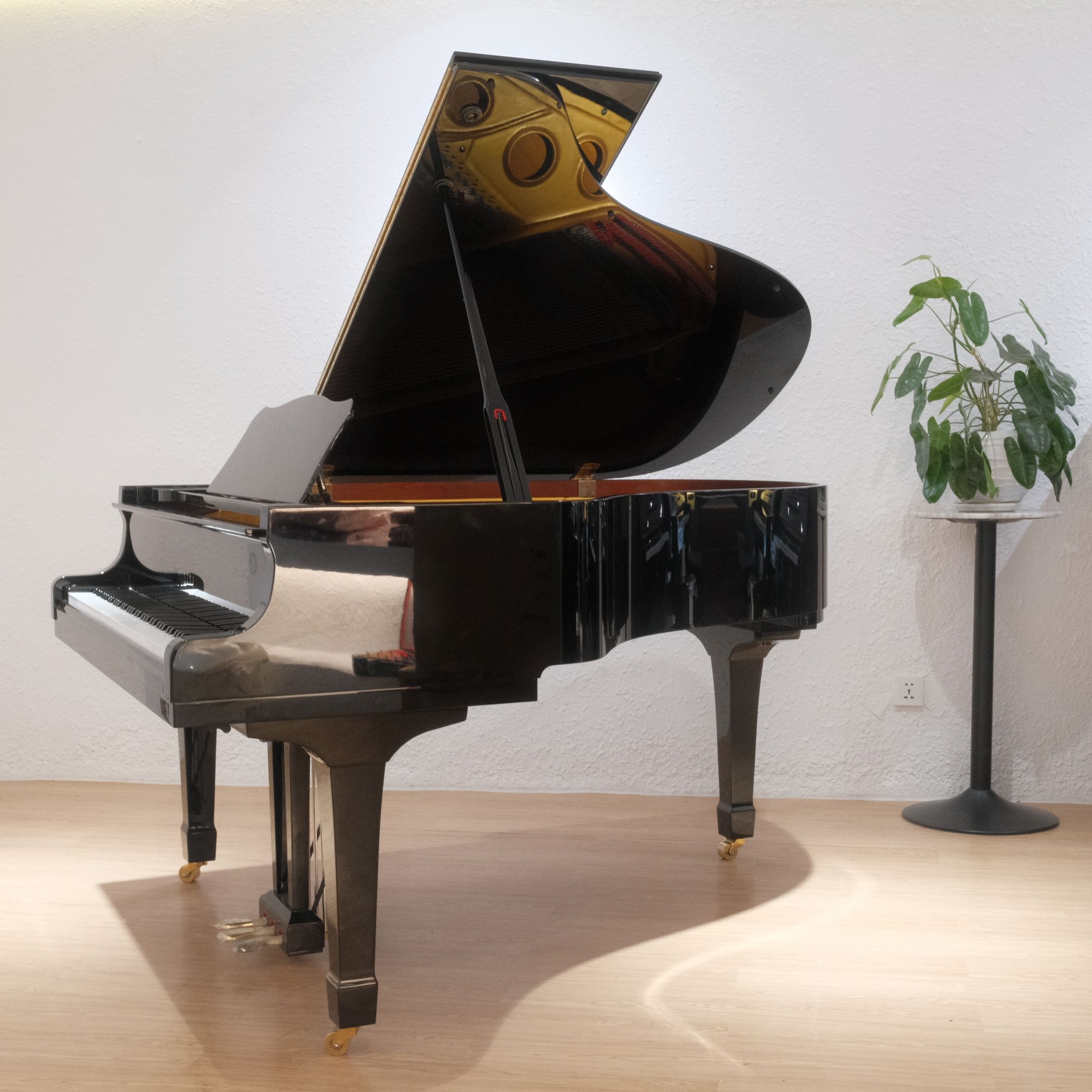 Yamaha C3 Grand Piano: Uniting Craftsmanship and Performance